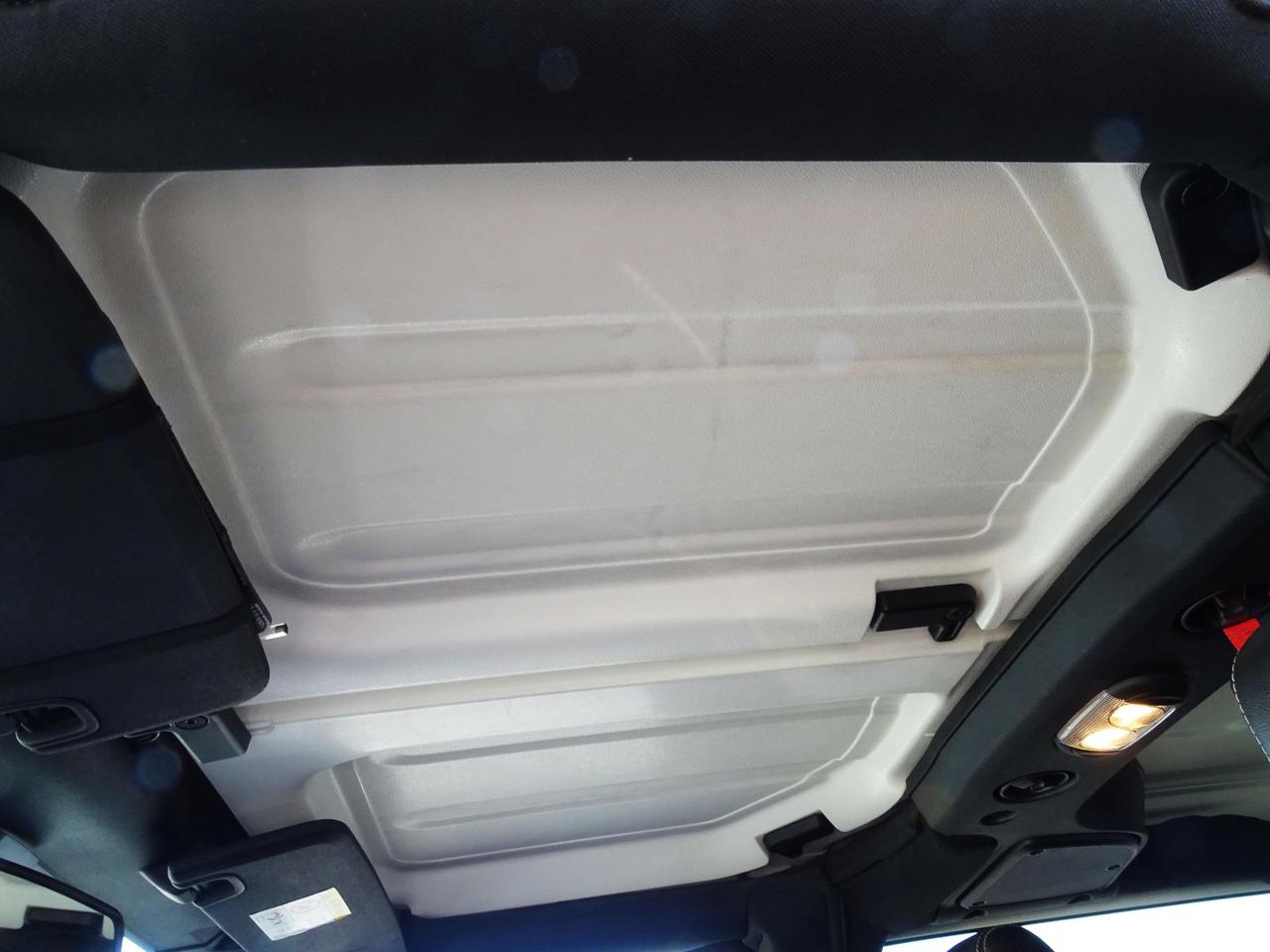 Jeep Wrangler 2.8 CRD DPF Sahara 4x4 automatic