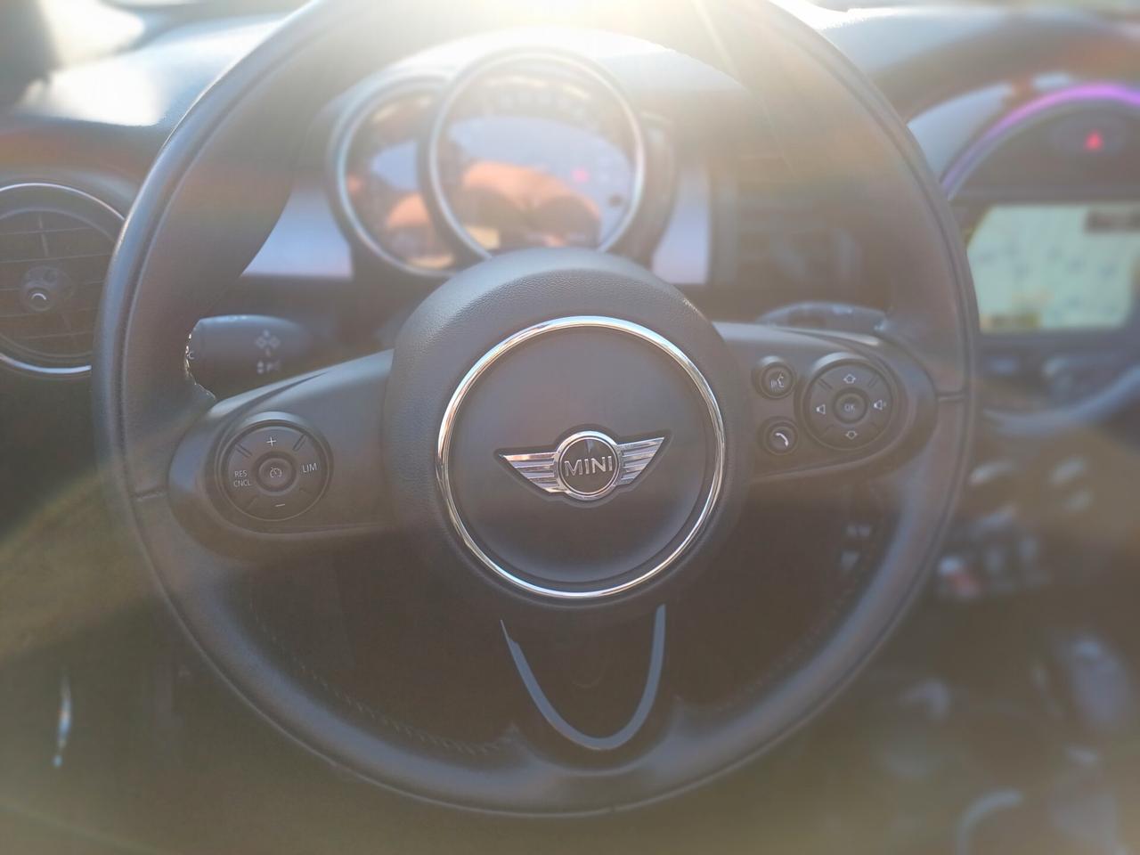 Mini Mini 1.5 Cooper D Hype Cabrio