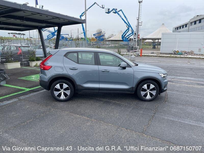 Volvo XC40 T3 Geartronic Momentum Pro