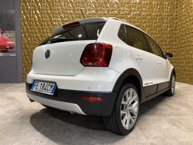 Volkswagen Polo Cross 1.4 TDI DSG BlueMotion Technology