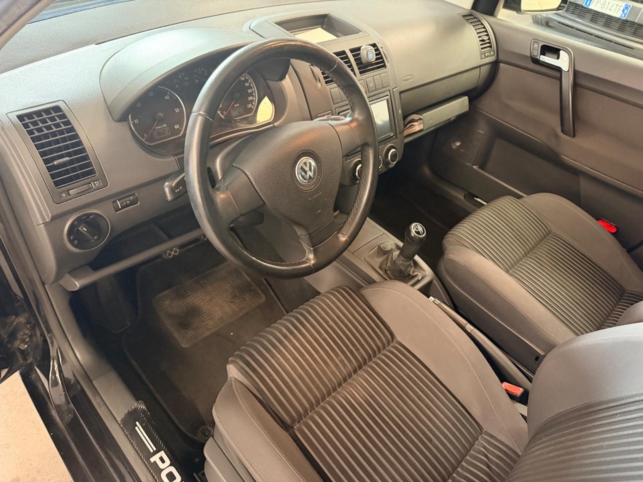 Volkswagen Polo 1.4/80CV TDI DPF 5p. Sportline