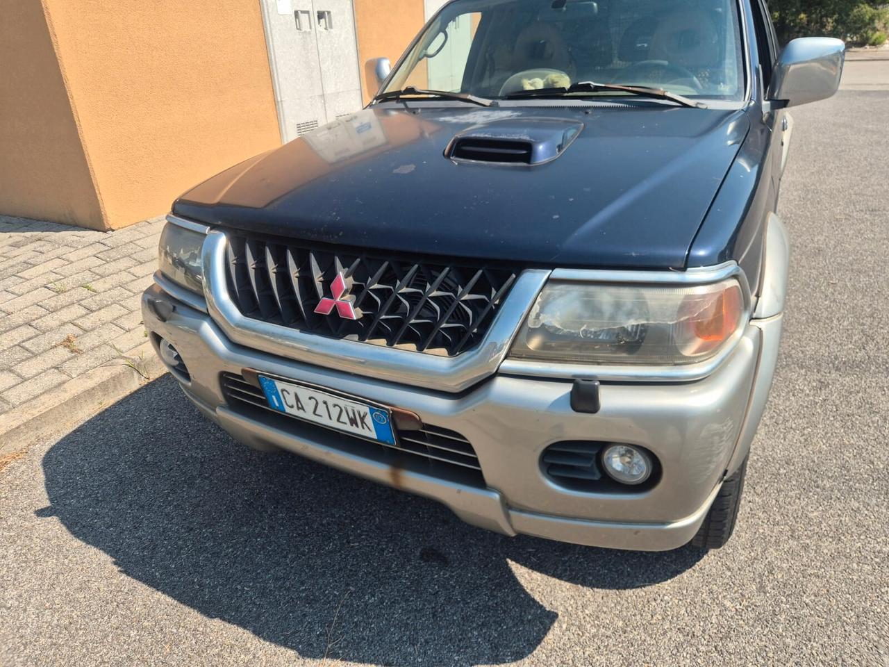 Mitsubishi Pajero 2.5 TDI 5p. GLS1 Autocarro