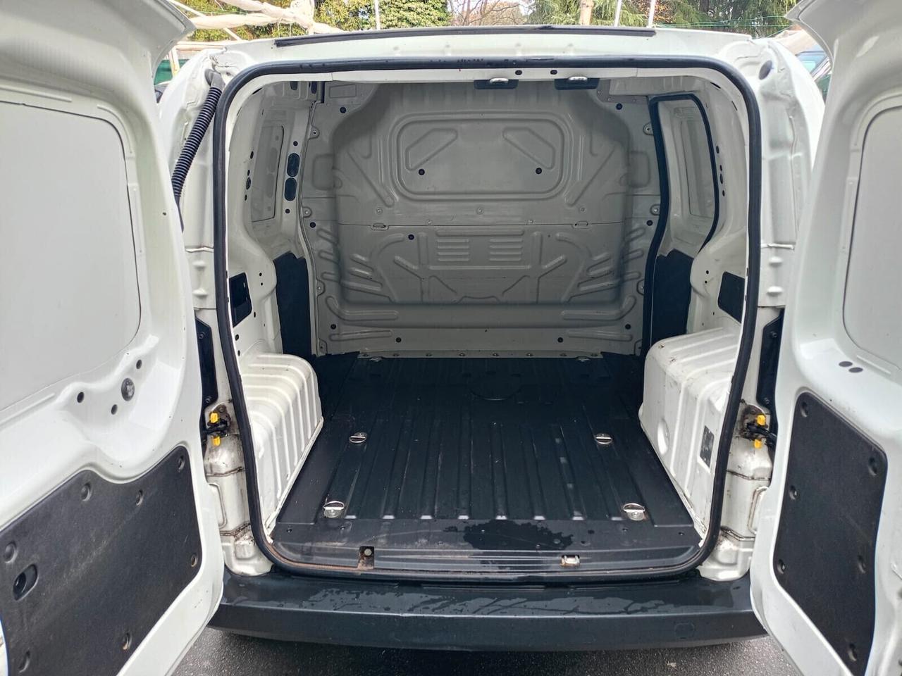 Fiat Fiorino 1.3 MJT KM 80.000