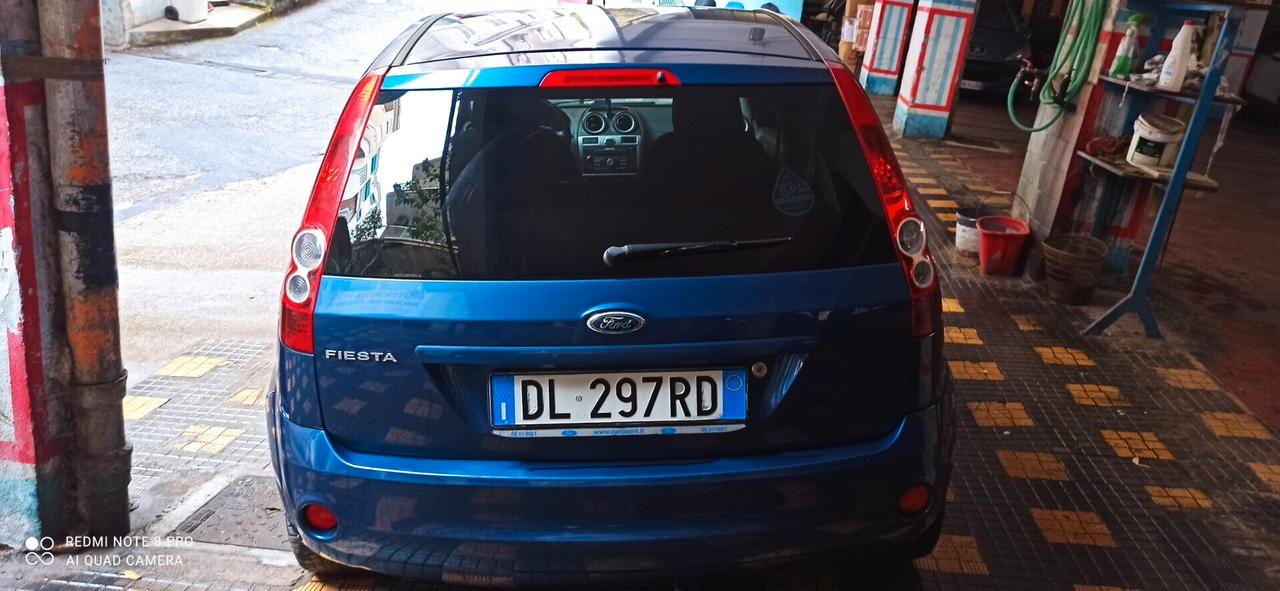 Ford Fiesta 1.2 16V 5p. Ghia GPL