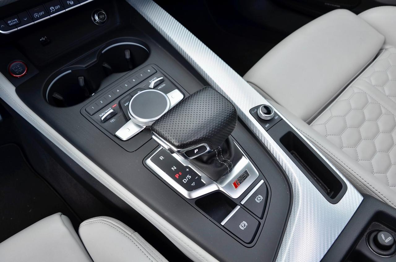 AUDI RS4 AVANT 2.9 TFSI QUATTRO 450cv TIPTRONIC, CRONOLOGIA SERVICE AUDI, UFF ITALIANA, FULL OPTIONAL, TETTO, SCARICO, HI-FI BANG & OLUFSEN, MATRIX, PERMUTE