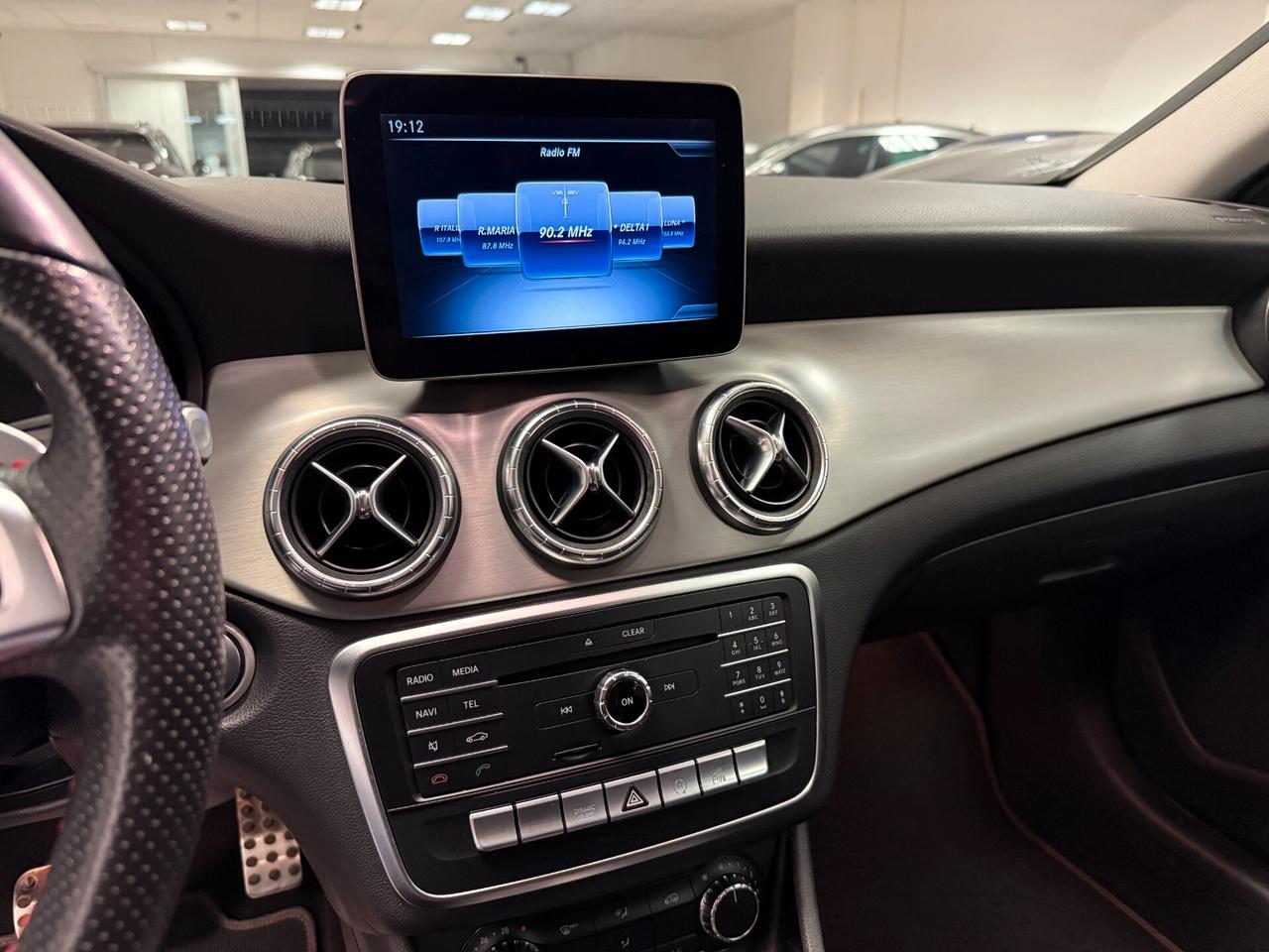 Mercedes-benz CLA 200 d Automatic Premium