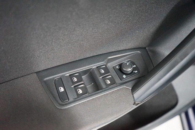 VOLKSWAGEN Tiguan 2.0 TDI SCR 4MOTION Business BlueMotion Technology