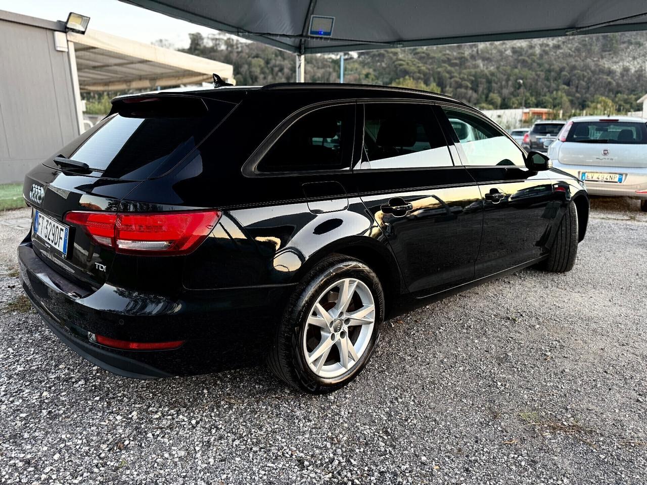 Audi A4 2.0 TDI 150 CV S tronic*CRONOLOGIA TAGLIANDI AUDI