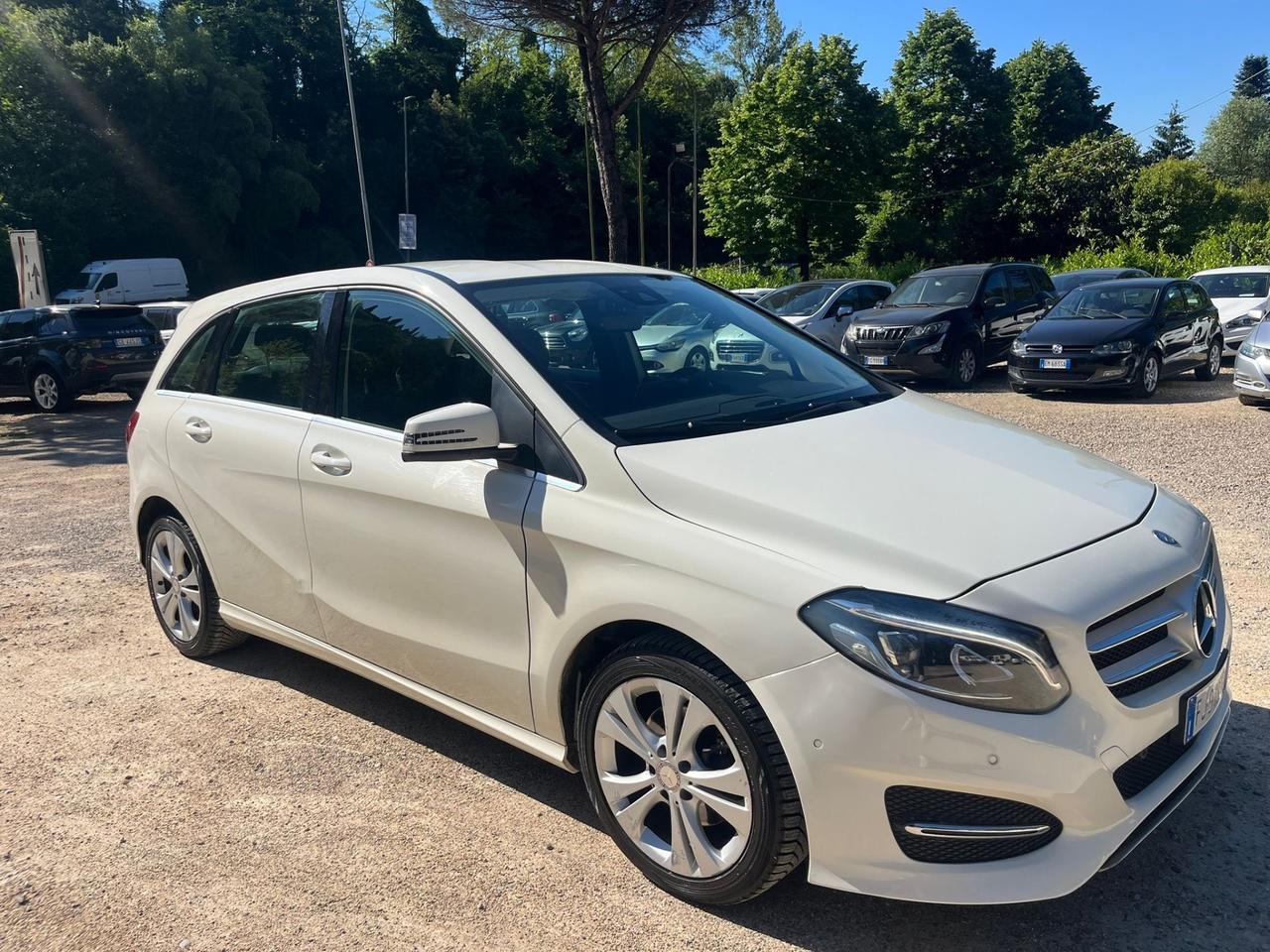 Mercedes-benz B 200 d Automatic Premium