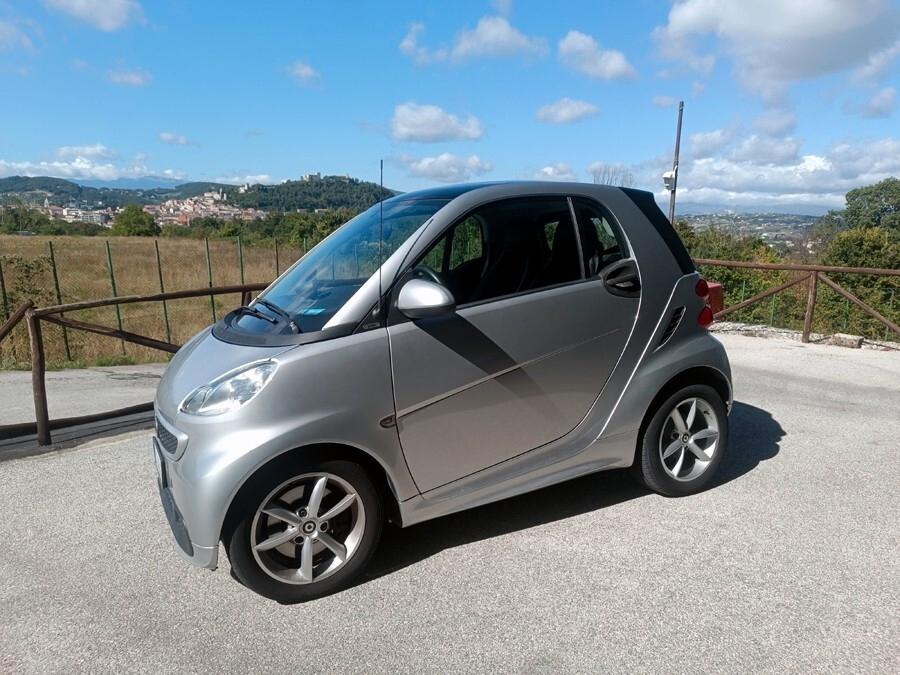 Smart ForTwo 1000 62 kW coupé pulse PERFETTA!