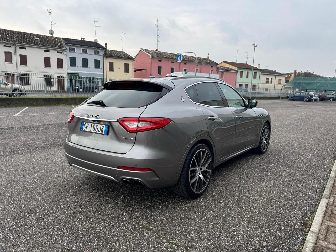 Maserati Levante SQ4 V6 430 CV Granlusso