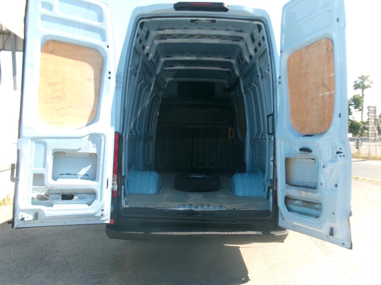 Iveco Daily 35C13 2.3 130CV E5 FURGONE GEMELLATO P.3520 H3 **135000KM**