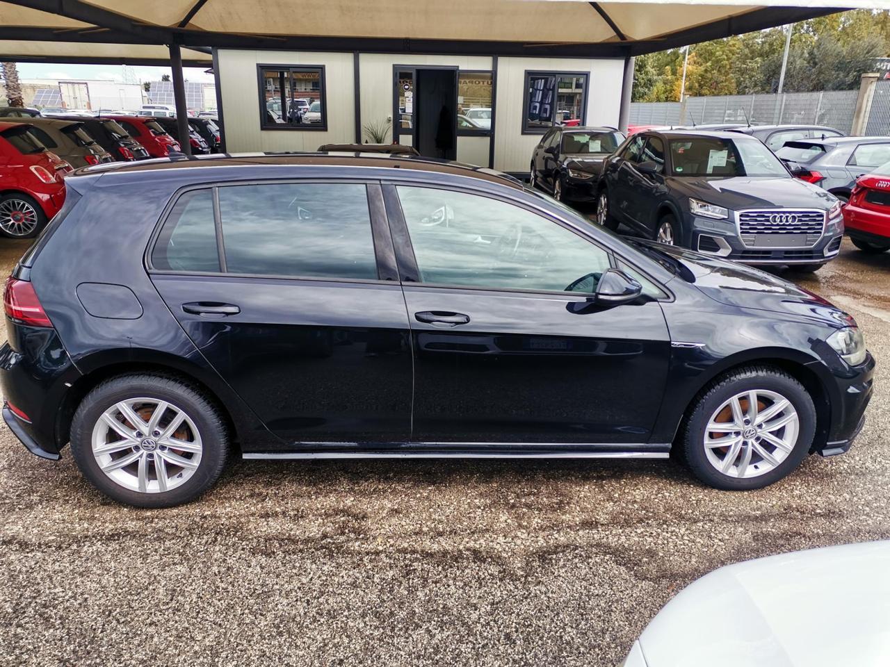 Volkswagen Golf 5 Porte Golf 5p 1.6 tdi Sport 115cv