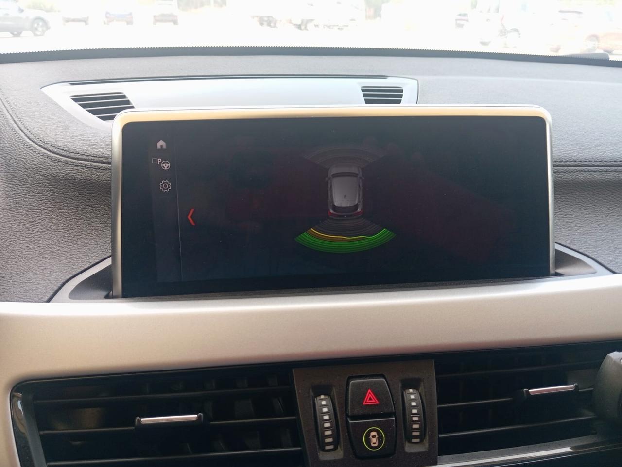 Bmw X2 sDrive18d Business-X