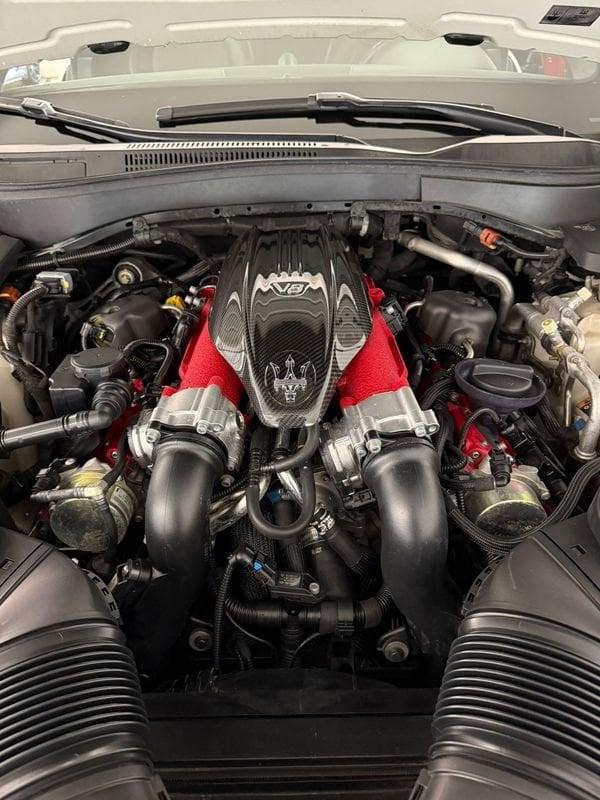 Maserati Levante V8 580 CV AWD Trofeo