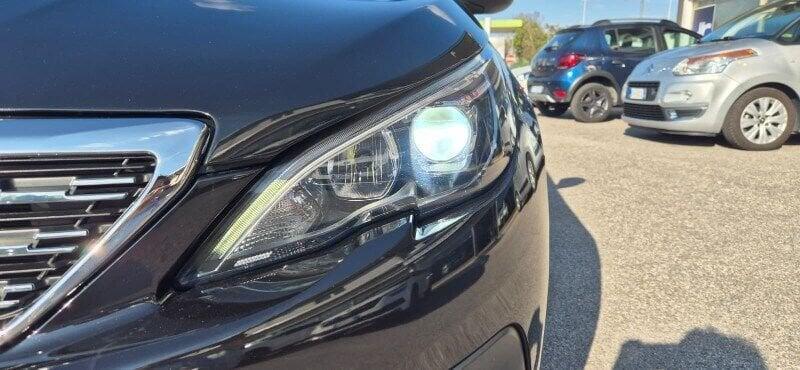 Peugeot 308 308 BlueHDi 130 S&S SW Allure