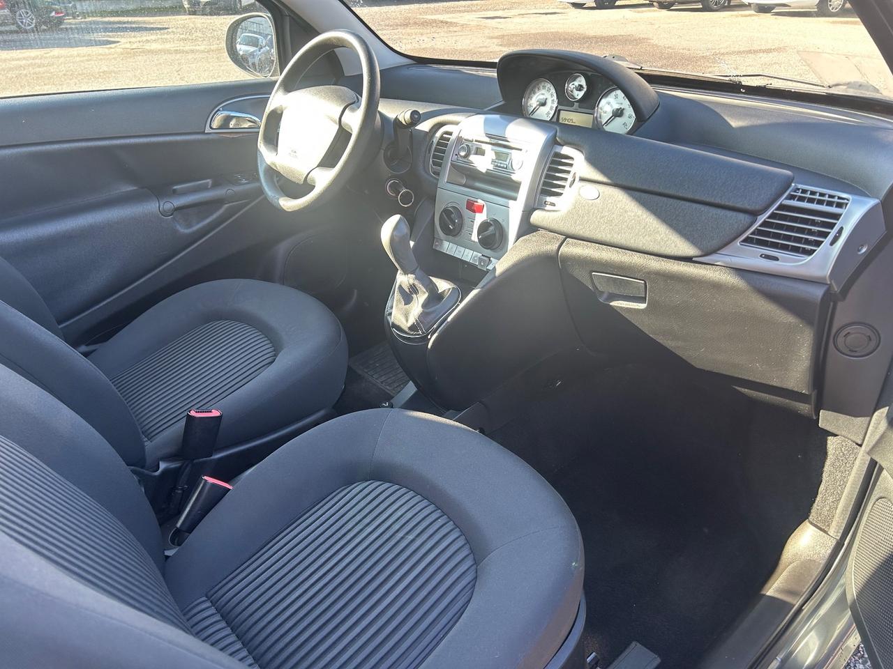 Lancia Ypsilon 1.3 MJT 75 CV
