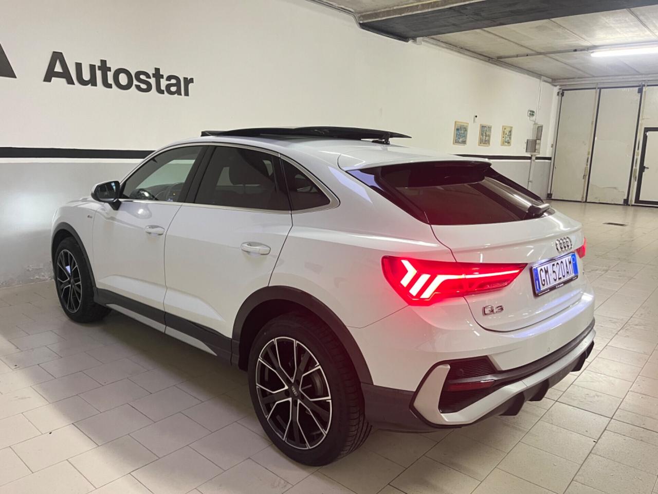 Audi Q3 35 TDI S tronic s line edition*tetto panoramico