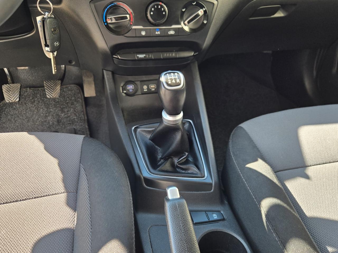 Hyundai i20 1.2 5 porte Tech
