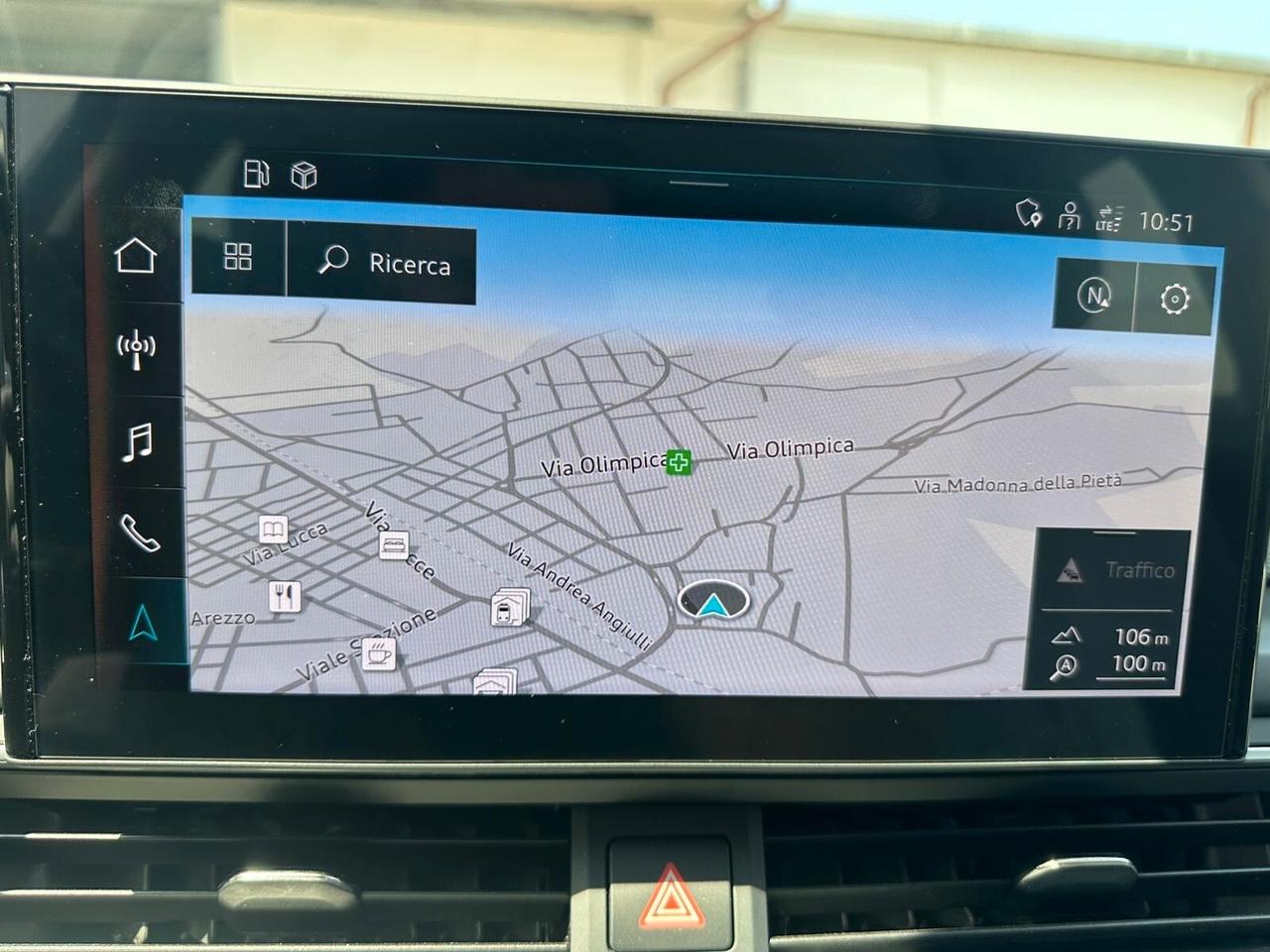 Audi A4 30 TDI Business