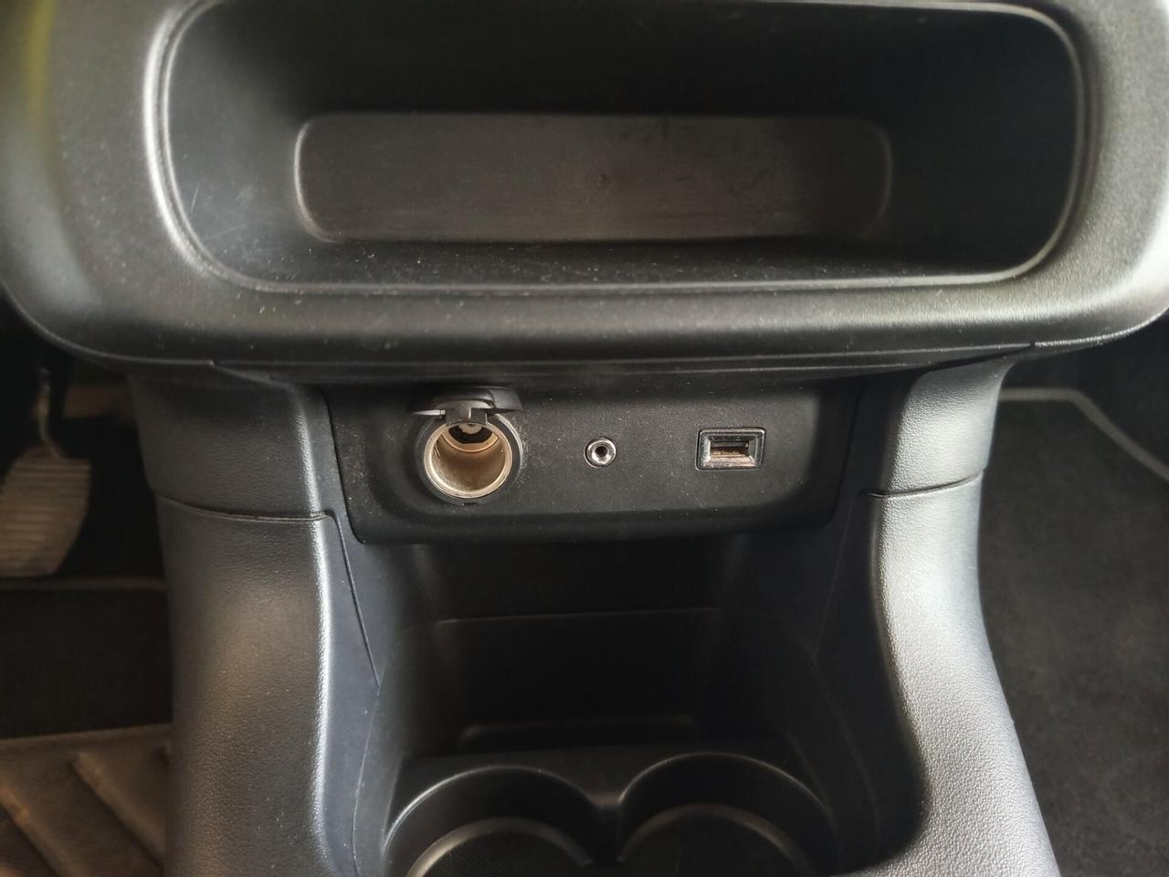Citroen C3 1.2 BENZINA-GPL 159 Mila chilometri ok neopatentati