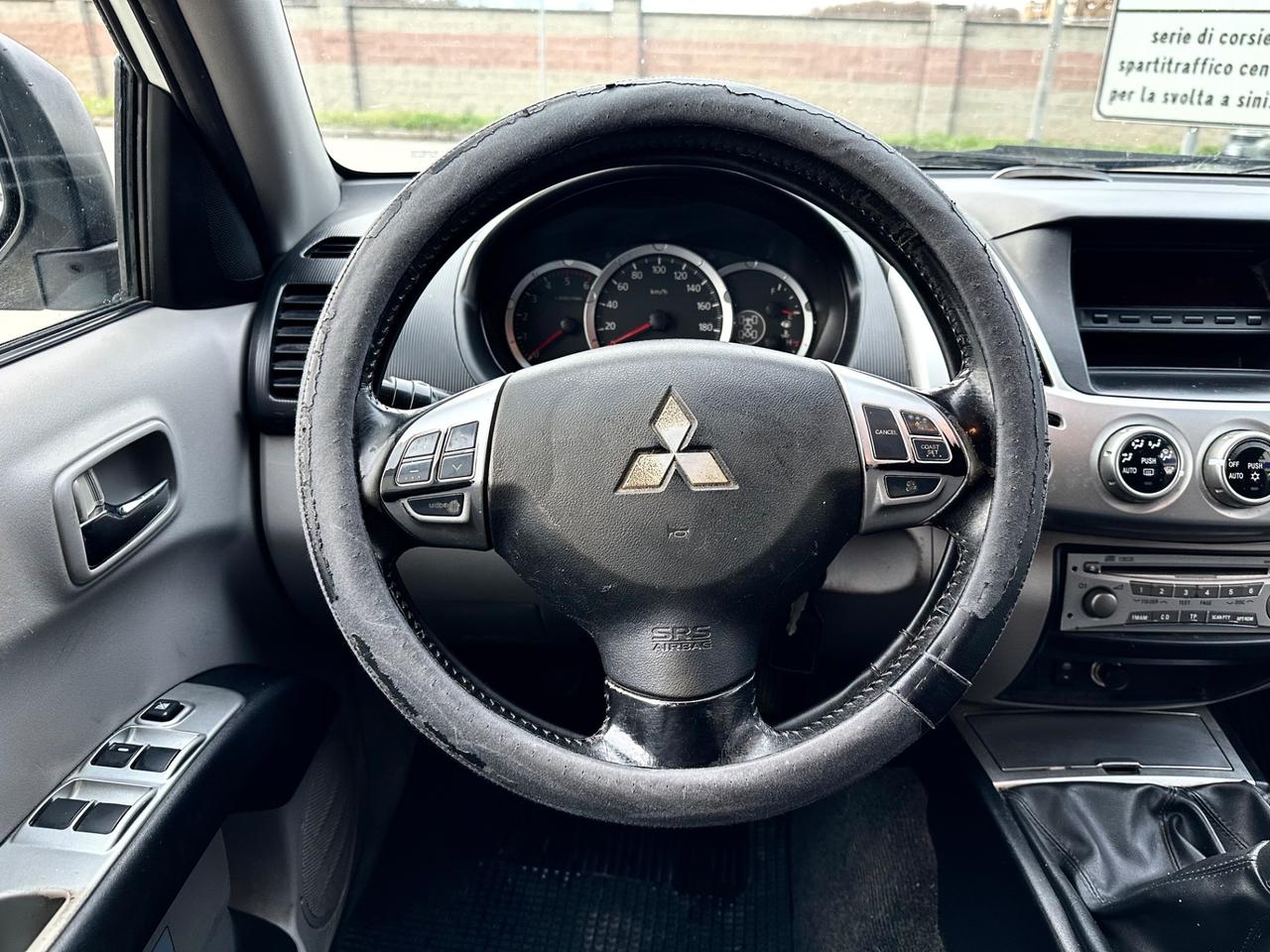 Mitsubishi L200 N1 2.5 DI-D/178CV DC Intense HARD TOP
