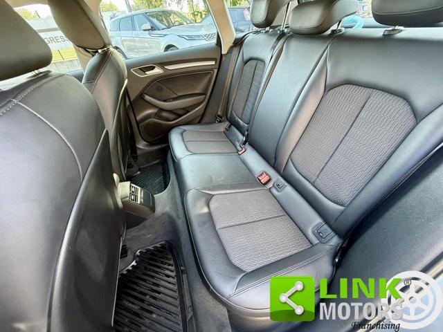 AUDI A3 Sportback S TRONIC AMBITION