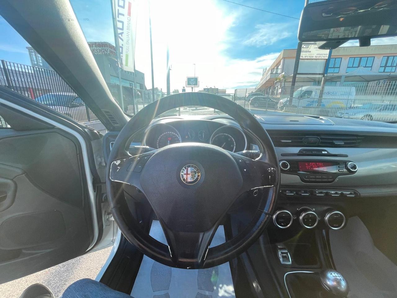 Alfa Romeo Giulietta 1.6 JTDm-2 105 CV Exclusive