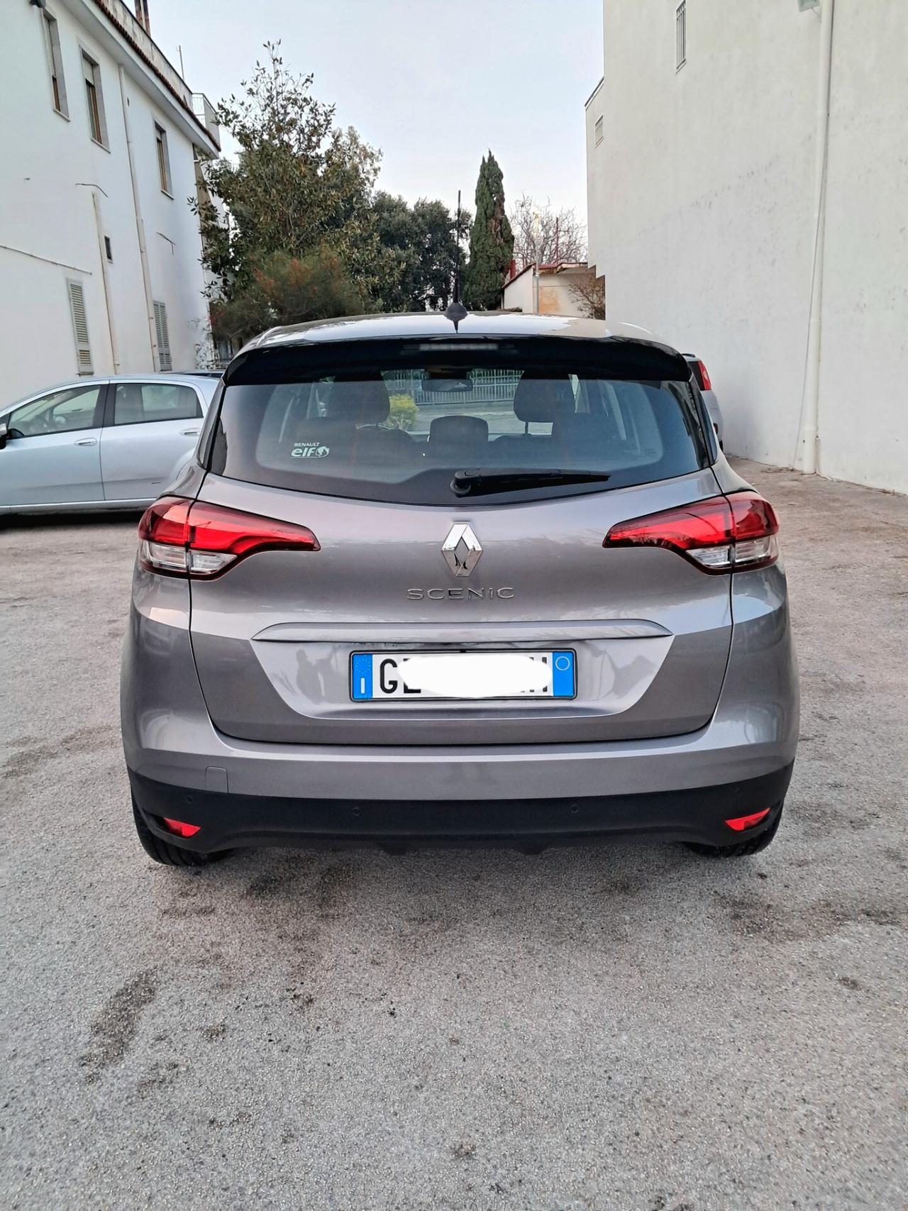 Renault Grand Scenic Blue dCi 120 CV EDC Initiale Paris