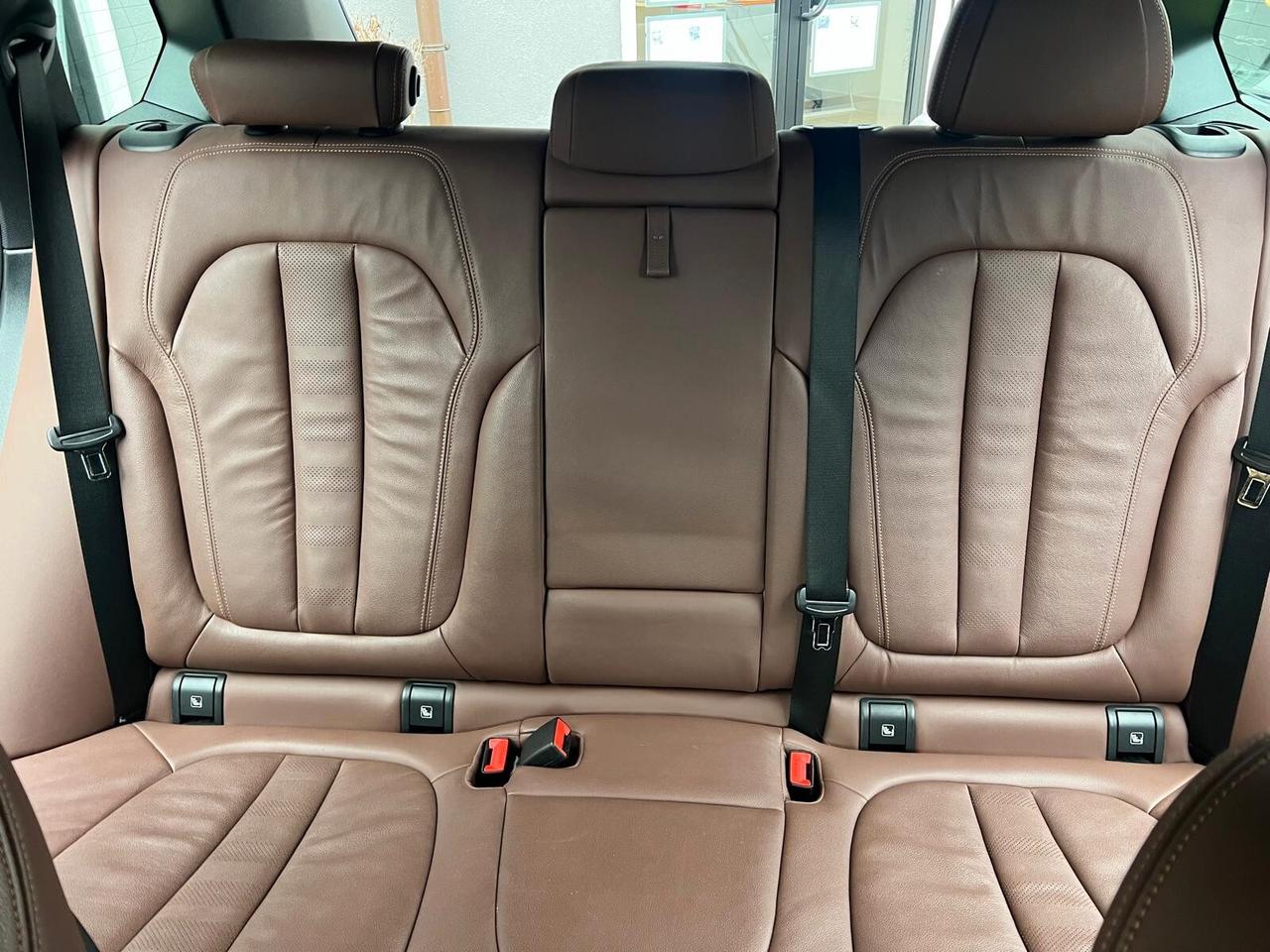 BMW X5 XDRIVE 25D MSPORT