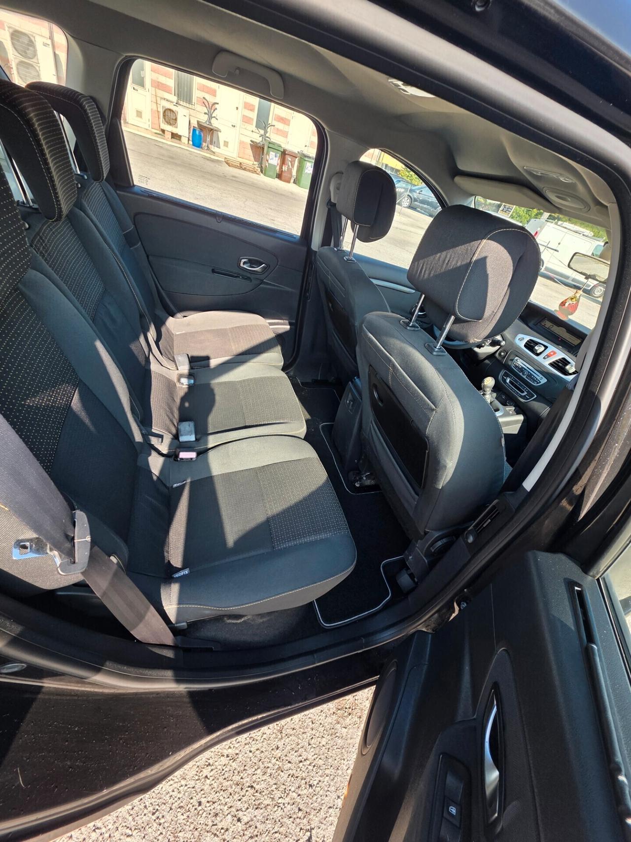 Renault Scenic Scénic X-Mod Terza Serie 1.5 dCi 110CV Luxe,sensori, retrocamera,navigatore,clima,bizona,freno elettronico