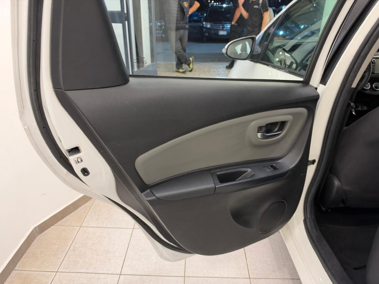 Toyota Yaris 1.0 72CV 5P LOUNGE