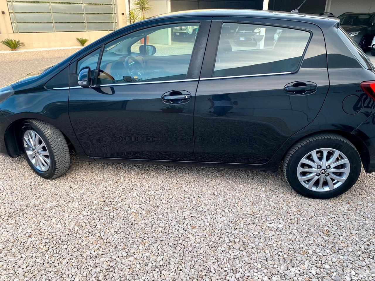 Toyota Yaris 1.4 D-4D 5 porte Lounge