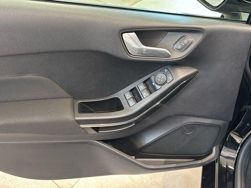 Ford Fiesta Fiesta 5p 1.1 Titanium Gpl 75cv
