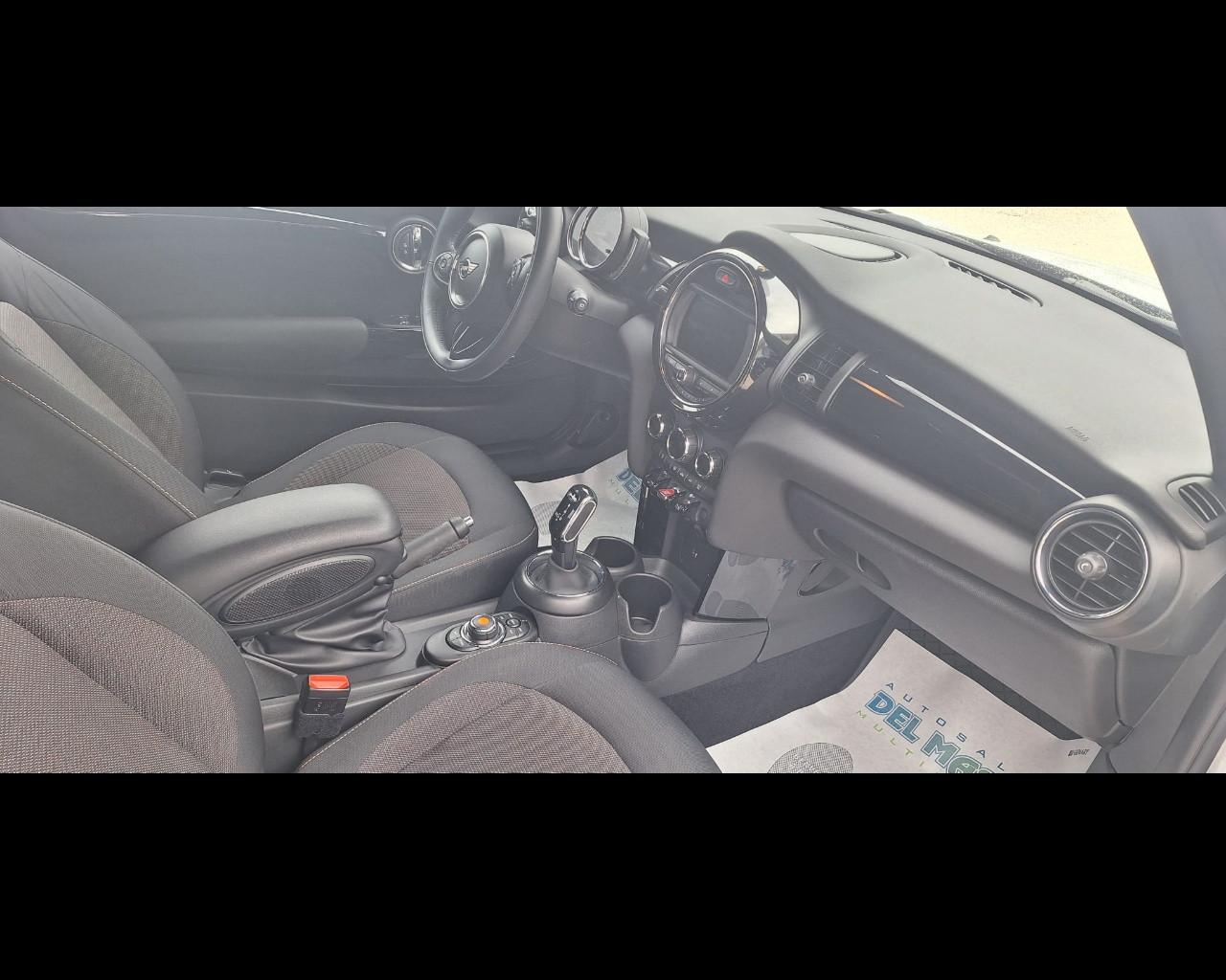 MINI Mini 4ª serie (F56) - Mini 1.5 Cooper D