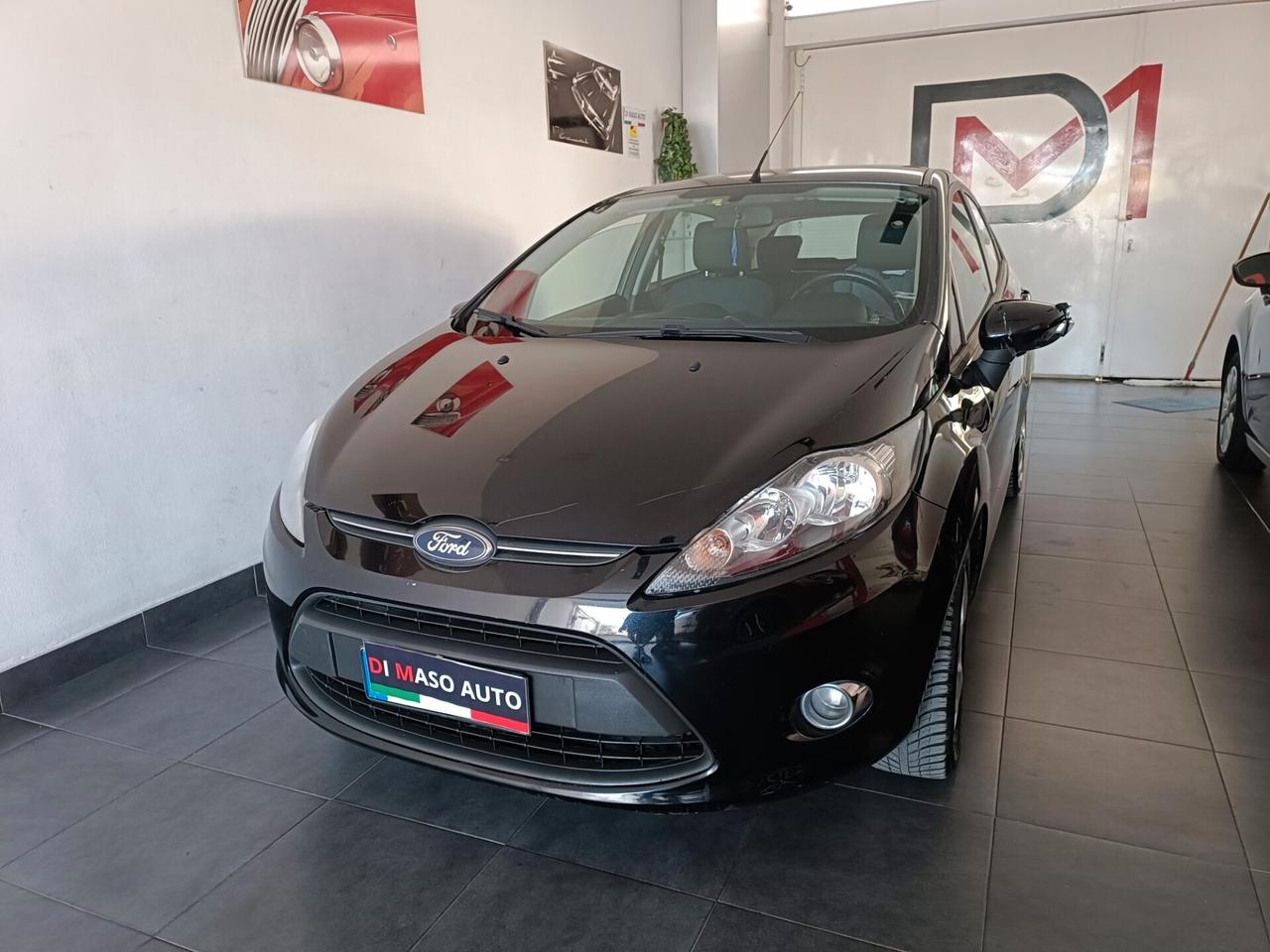 Ford Fiesta 1.4 5 porte Bz.- GPL Titanium