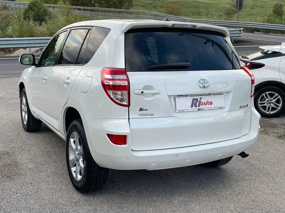 TOYOTA RAV4. 2.2 d4d 150 cv