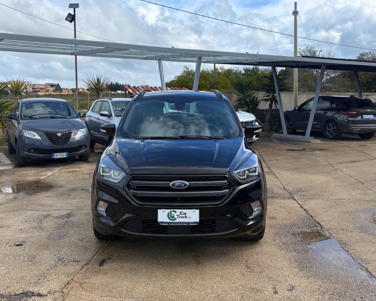 Ford Kuga 2.0 TDCI 120 CV S&S 2WD ST-Line