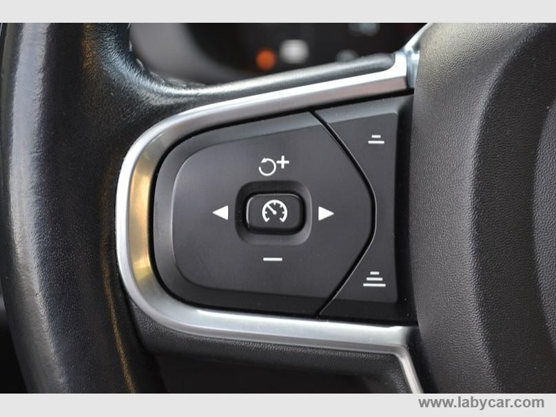 VOLVO XC60 D4 AWD Geartronic Business