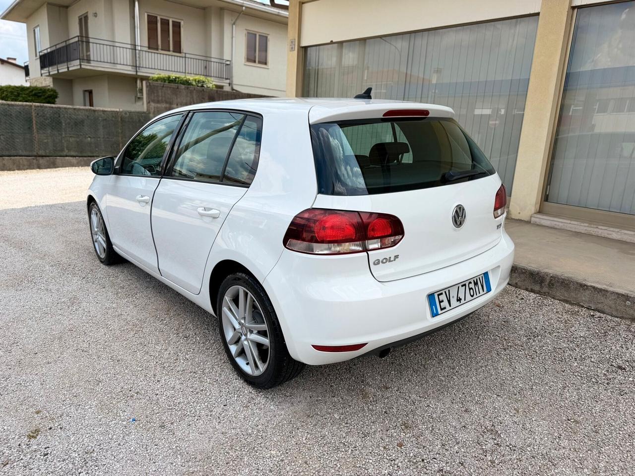 Volkswagen Golf 1.6 TDI DPF 5p. Highline