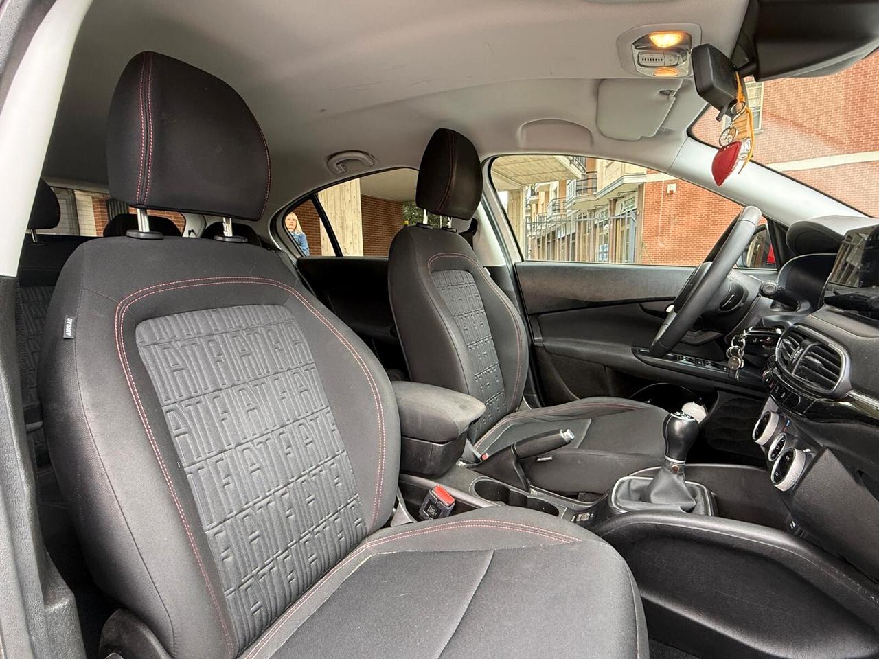Fiat Tipo 1.0 5 porte Cross