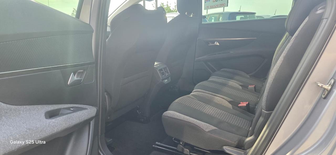 Peugeot 5008 1.5 Diesel 7 posti Automatica