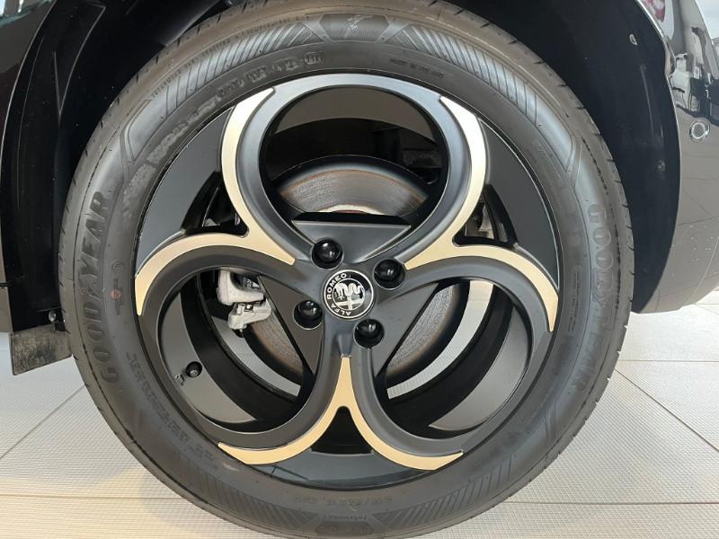 ALFA ROMEO Junior 1.2 145 CV Hybrid eDCT6 Q4 Intensa