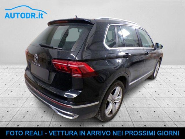 VOLKSWAGEN Tiguan 2.0 TDI 150CV DSG Elegance Fari Matrix, Cerchi 19
