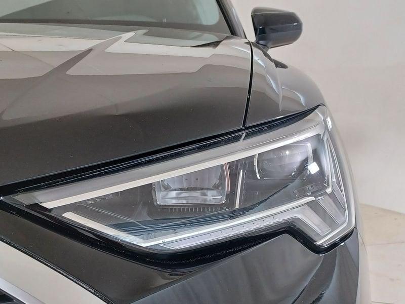 Audi Q3 2019 Sportback Benzina Sportback 35 1.5 tfsi Business Plus