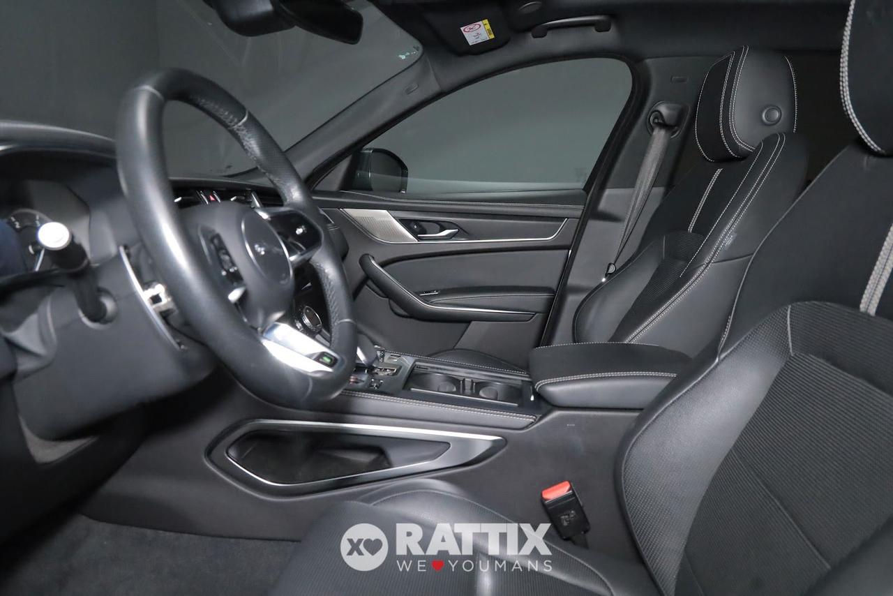 Jaguar F-Pace 2.0d i4 Mhev 204CV R-Dynamic Black AWD Auto + tetto panoramico
