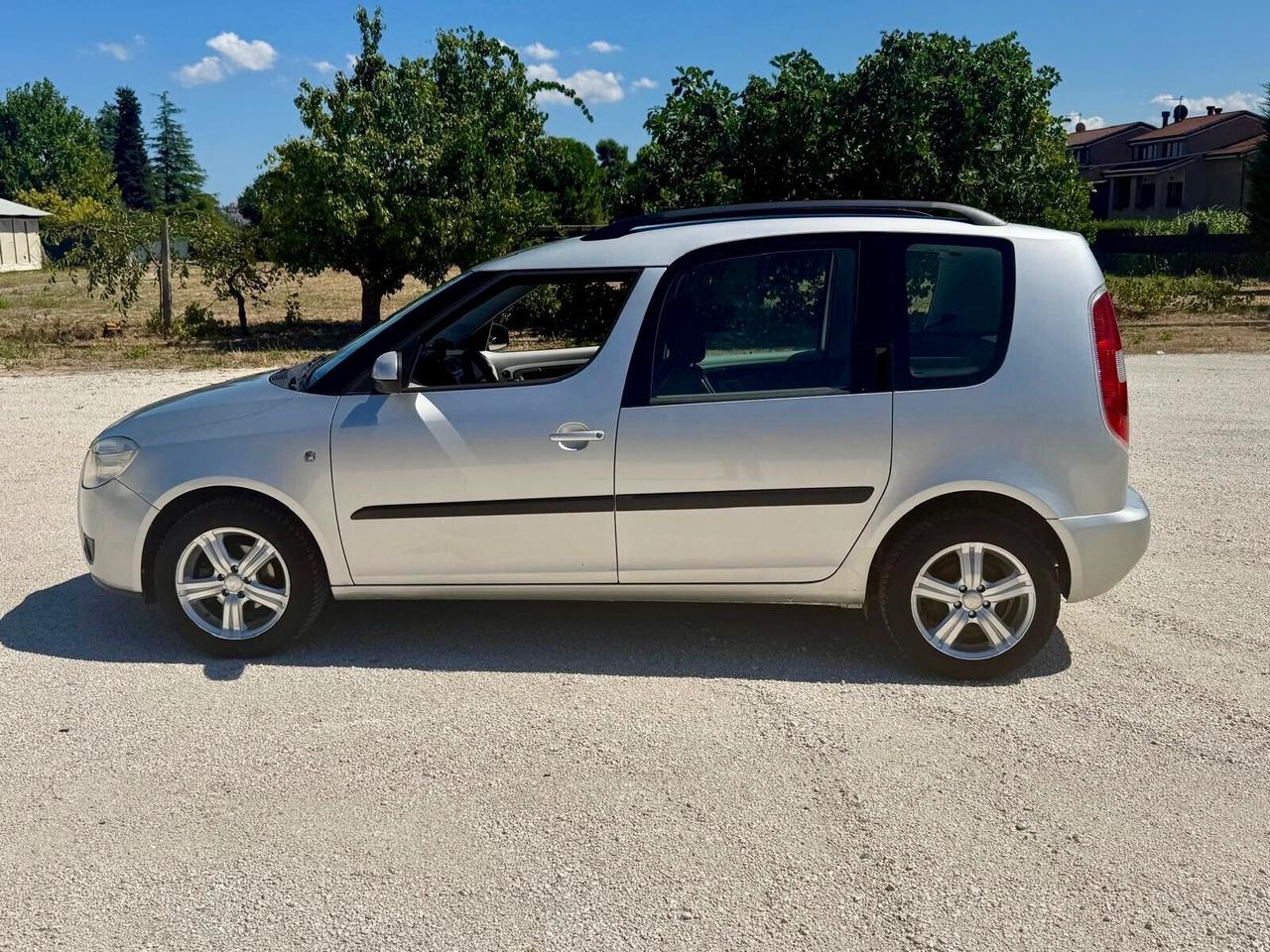 Skoda roomster 1.4 Bifuel benzina GPL neopatentati