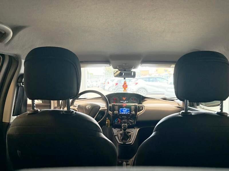 Lancia Ypsilon 1.2 69 CV Gold