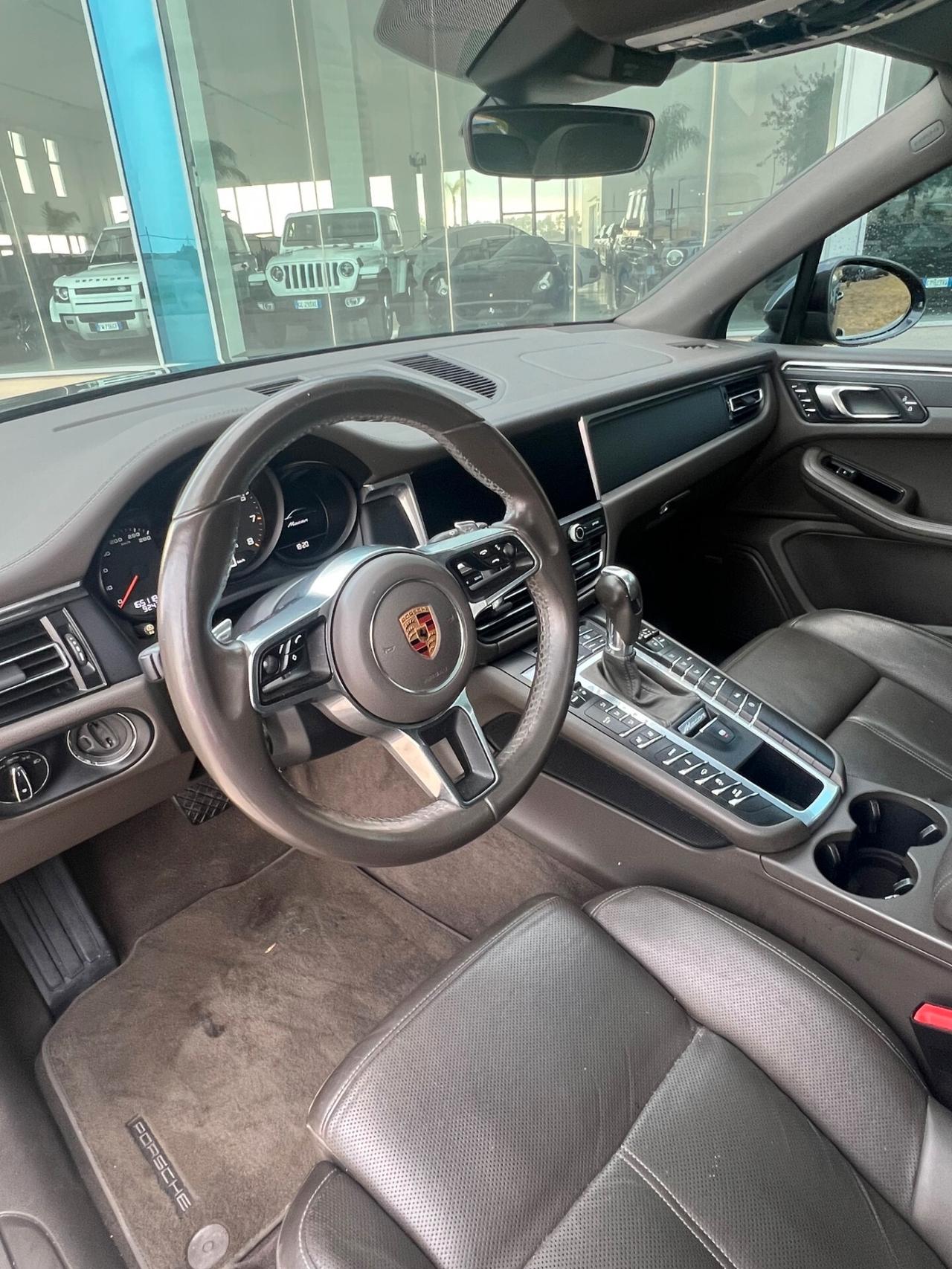 Porsche Macan 245cv Anticipo €13.000 pagamento personalizzato