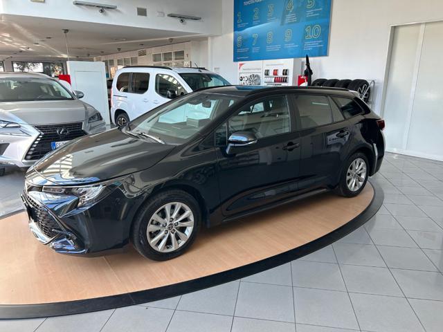 TOYOTA Corolla ACTIVE1.8 HYBRID TOURING SPORTS